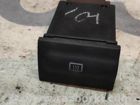 Кнопка обогрева стекла для Skoda Octavia Киев 1U0959621A