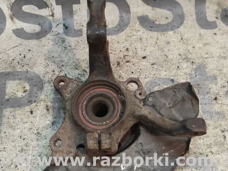 Цапфа передняя правая для Volkswagen Caddy 2 (1995-2003) Киев 357407256C