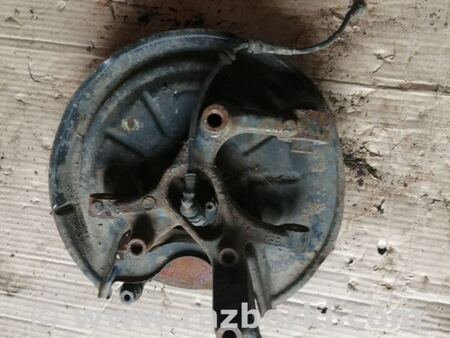 Цапфа задняя правая для Skoda Octavia A5 Киев 1K0505436P