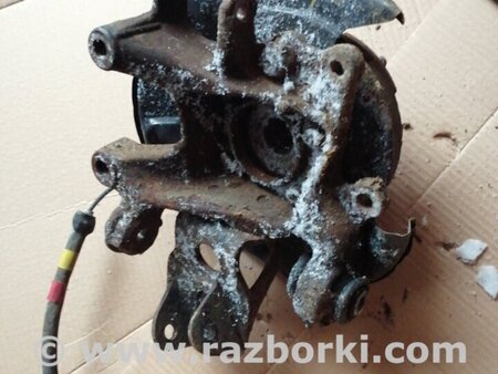 Цапфа задняя правая для Toyota RAV-4 (05-12) Киев 4230442020