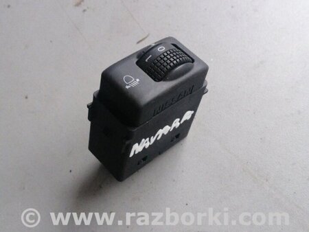 Кнопка регулятор корректора фар для Nissan Navara Киев 25190EB31A