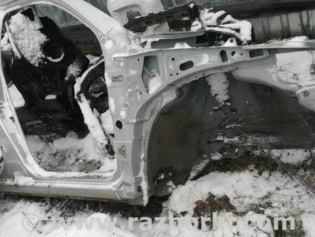 Передняя правая четверть для Toyota RAV-4 (05-12) Киев 5370142140