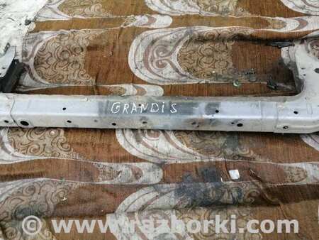 Панель передняя для Mitsubishi Grandis Киев 5256A339