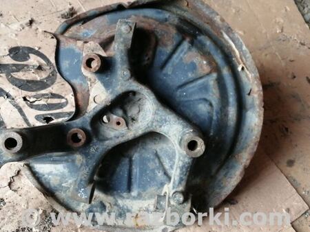 Цапфа задняя правая для Volkswagen Golf (все года выпуска) Киев 1K0505436AB