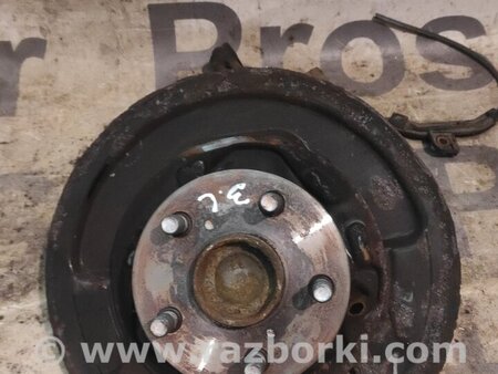 Цапфа задняя левая для Toyota Avensis T250 (02.2003-10.2009) Киев 4230505100