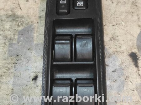 Блок кнопок стеклоподъемников для Toyota Corolla Verso (04.2004-03.2009) Киев 848200F030