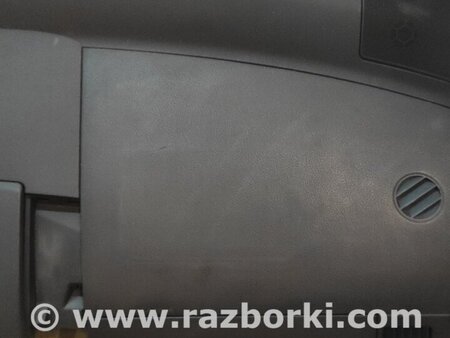 Airbag подушка пассажира для Toyota Corolla Verso (04.2004-03.2009) Киев 739700F010B0