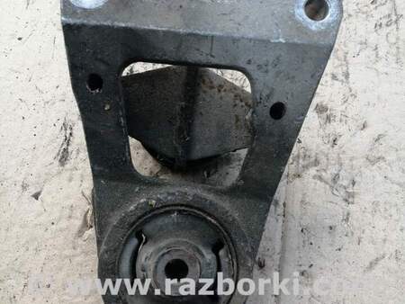 Кронштейн трансмиссии для Toyota RAV-4 (05-12) Киев 5238042120