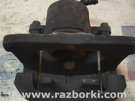 Суппорт передний правый для Toyota RAV-4 (05-12) Киев 4773042040