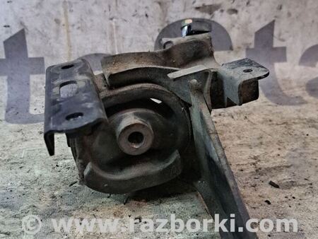 Подушка КПП для Toyota RAV-4 (00-05) Киев 1237227050