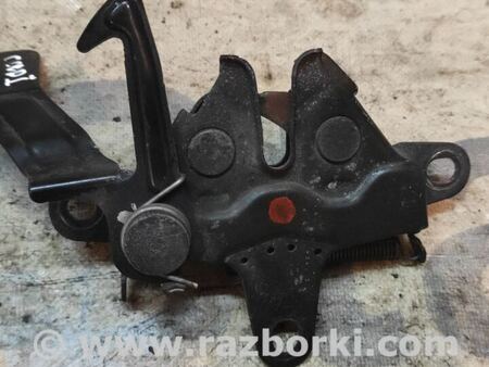 Замок капота для Toyota RAV-4 (05-12) Киев 5351042060