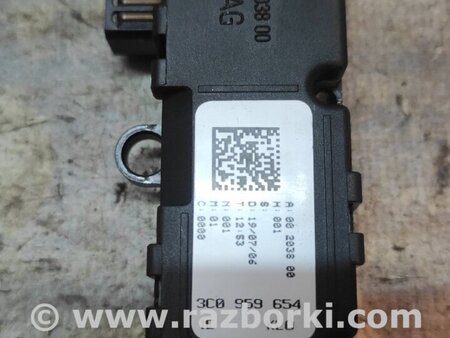 Датчик для Volkswagen Passat B6 (03.2005-12.2010) Киев 3C0959654