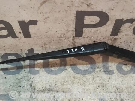 Поводок дворника для Nissan X-Trail T30 (2001-2008) Киев 288868H900