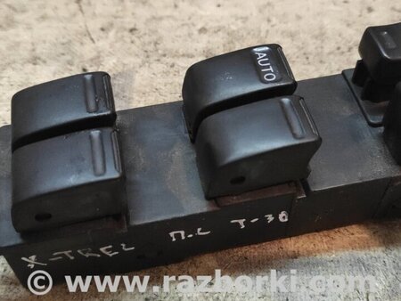 Блок кнопок стеклоподъемников для Nissan X-Trail T30 (2001-2008) Киев 25401EQ305