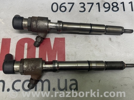Форсунка топливная для Volkswagen Caddy 3 (2003-2020) Львов 03L130277B