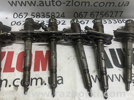 Форсунка топливная для Audi (Ауди) A8 D2 (06.1994-10.2002) Львов 057130276G