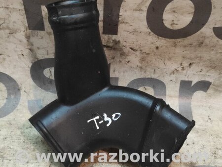 Патрубок воздушного фильтра для Nissan X-Trail T30 (2001-2008) Киев 165558H303