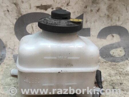 Бачок тормозной жидкости для Toyota Highlander (07-13) Киев 472200E070