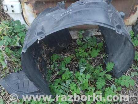 Подкрылок передний левый для Nissan Tiida Киев 63843ED05D