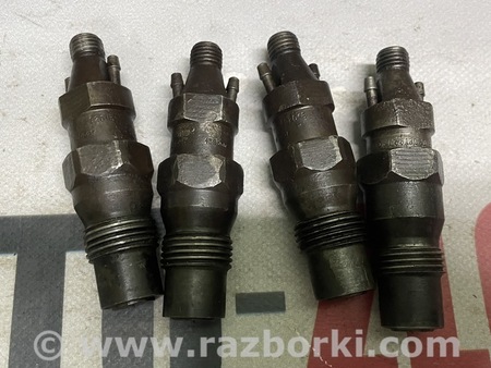 Форсунка топливная для Volkswagen LT Львов 068130201E, kca30s44