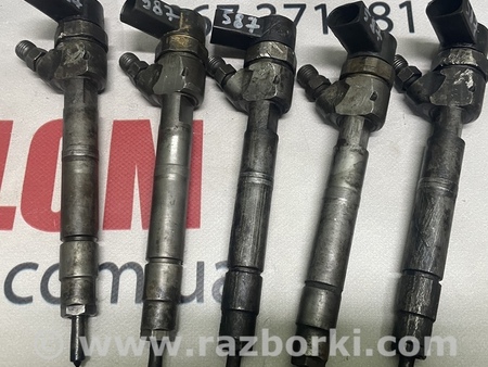 Форсунка топливная для Mercedes-Benz E-CLASS W210 (95-02) Львов A6110700587, 0445110012