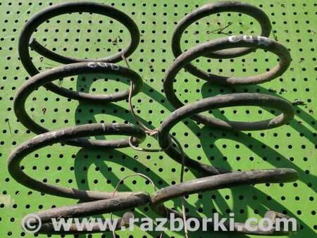 Пружина передняя для KIA Ceed Киев 546301H540