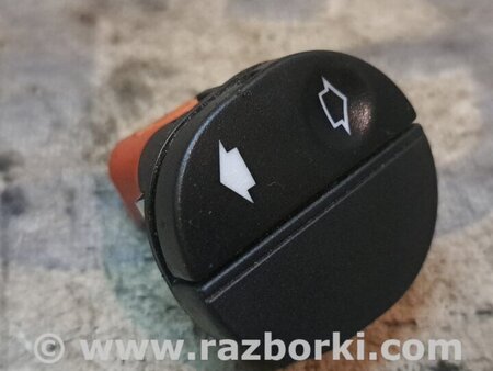 Кнопка стеклоподъемника дверная для Ford Fusion 1 поколение (02-12) Киев 1107243