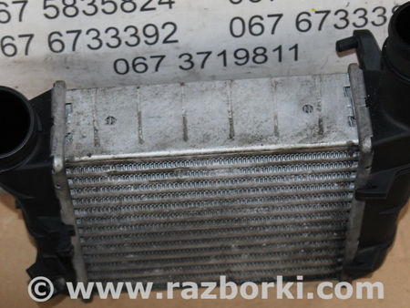 Радиатор интеркулера для Audi (Ауди) A4 B7 - 8K2, 8ED, 8H7/8HE (11.2004-03.2009) Львов 8E0145805AD