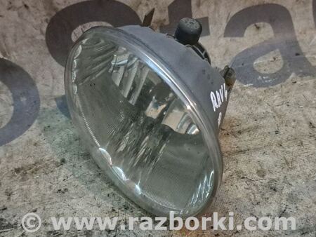 Противотуманная фара правая для Toyota RAV-4 (05-12) Киев 8121042050