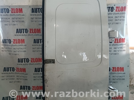 Дверь задняя правая для Opel Vivaro Львов