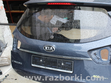 Крышка багажника для KIA Carens 4 (2013-2019) Львов
