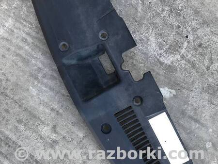 Накладка замка капота для Honda CR-V Киев 71125-TLA-A010