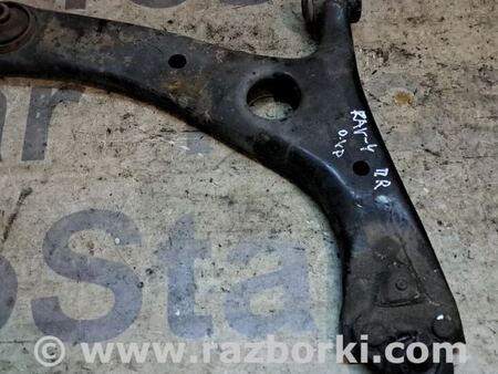 Рычаг передний правый для Toyota RAV-4 (00-05) Киев 4806842041