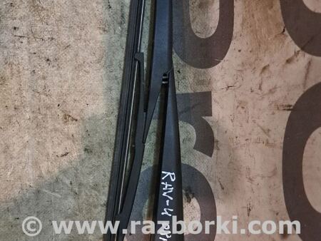 Рычаг стеклоочистителя для Toyota RAV-4 (05-12) Киев 8524142070
