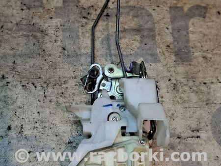 Замок двери передней правой для Honda CR-V (02-06) Киев 72112S9AG11