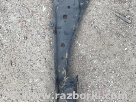 Рычаг продольный задний правый для Toyota RAV-4 (15-18) Киев 48760-48110