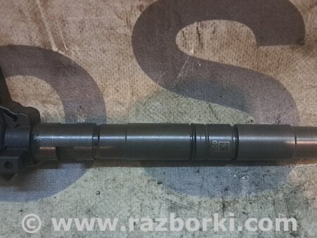Форсунка топливная для Volkswagen Passat B6 (03.2005-12.2010) Киев 03L130277