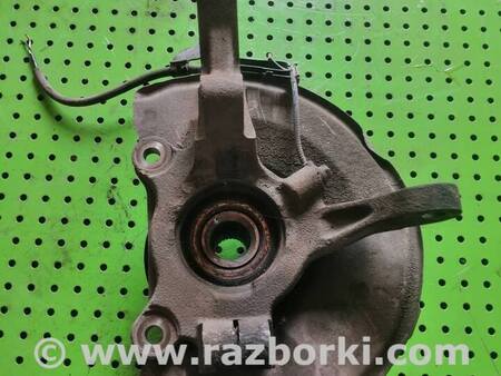 Кулак поворотный правый для Citroen C-Crosser Киев 364798