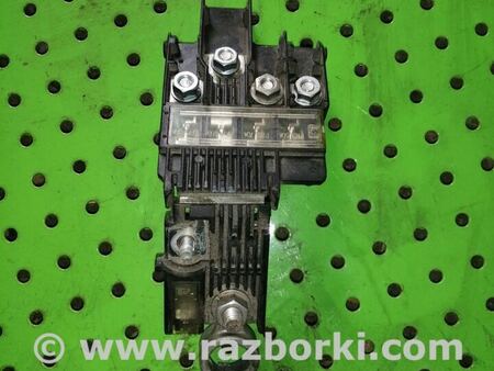 Блок предохранителей для Ford Fiesta Mk6 (2008-2017) Киев 1520976
