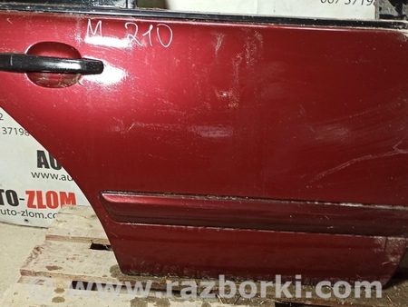 Дверь задняя правая для Mercedes-Benz E210 Львов