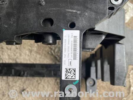 Передняя панель (Телевизор) для Honda CR-V Киев 74000TPA