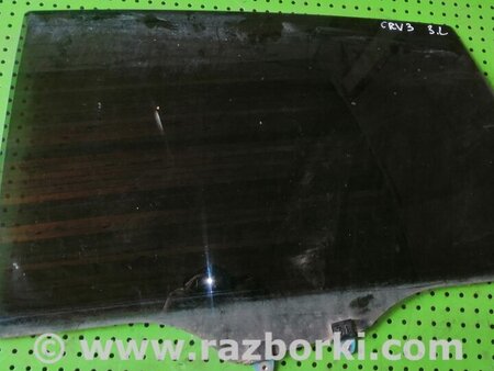 Стекло задней левой двери для Honda CR-V (07-11) Киев 73450SWWE00