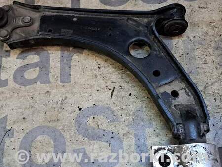 Рычаг задний нижний левый для Skoda Octavia A5 Киев 1K0407151BC