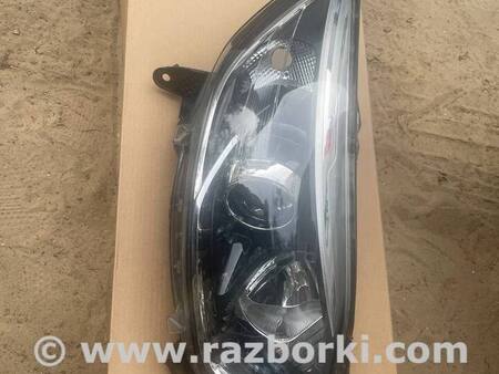 Фара передняя правая для Renault Captur (2013-...) Киев 260603859R