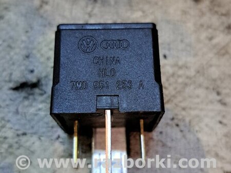 Реле для Skoda Octavia A5 Киев 7M0951253A