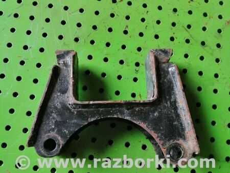 Кронштейн крепления КПП для Skoda Fabia Киев 6Q0199111k