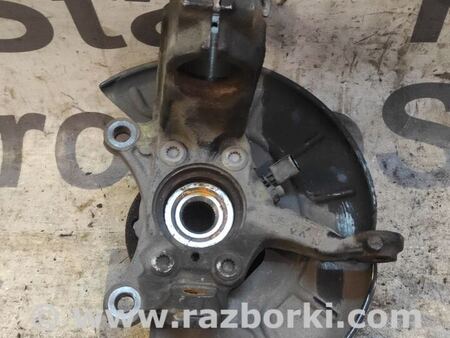 Цапфа передняя правая для Skoda Octavia A5 Киев 1K0407256AA
