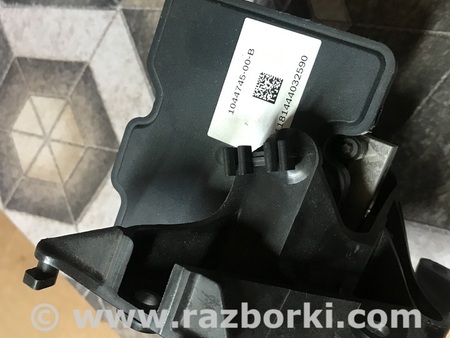 Блок ABS для Tesla Model Y Белая Церковь 1044745-00-B