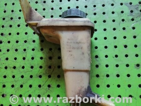 Бачок гидроусилителя для Audi (Ауди) A6 C5 (02.1997-02.2005) Киев 8D0422373C