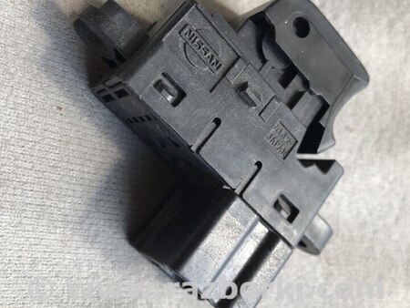 Кнопка стеклоподьемника для Nissan Qashqai (07-14) Киев 25411BR00A 